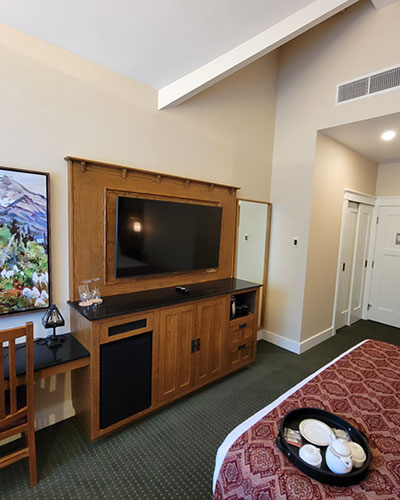A beautiful image of our brand new King Mountain View room.